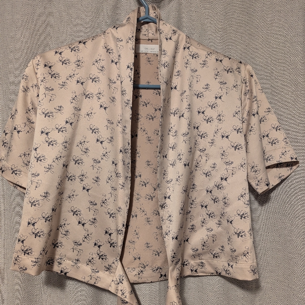 Oak and Fort Floral Wrap Top